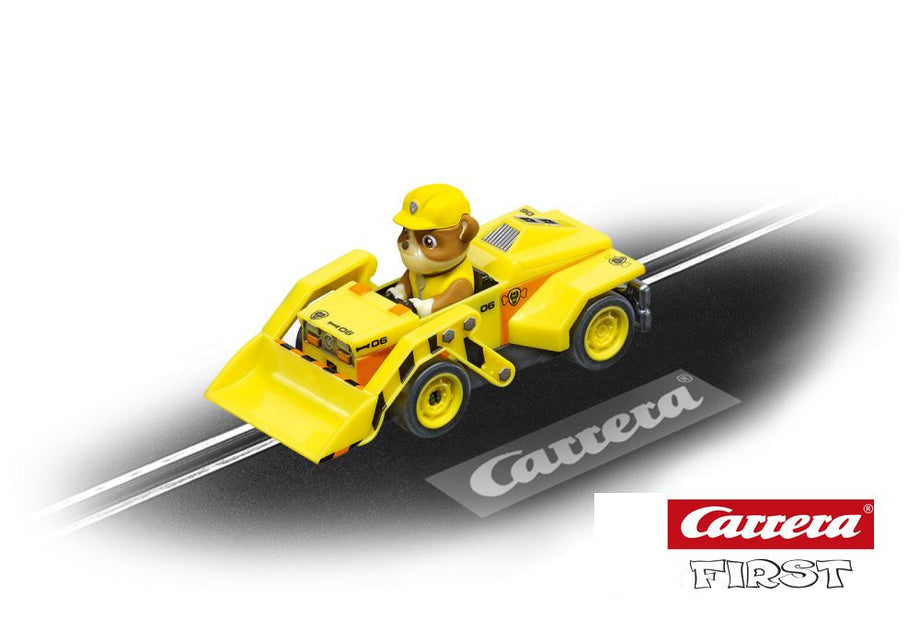 Primeiro carro de corrida Paw Patrol Rubble